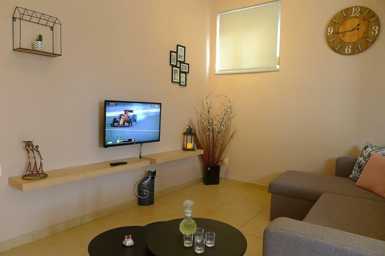 Maria & Manos Guest House, Agios Onoufrios Beach Luaran gambar